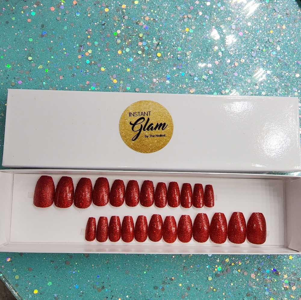 The Nailest Red Glitter Nails